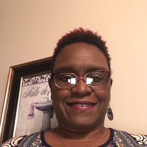 Meet your Posher, Gena